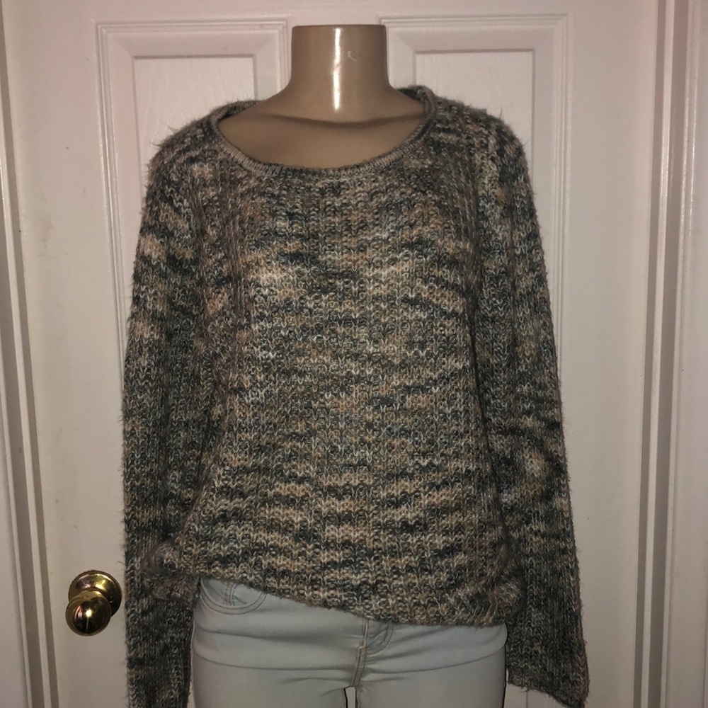 knitted sweatshirt